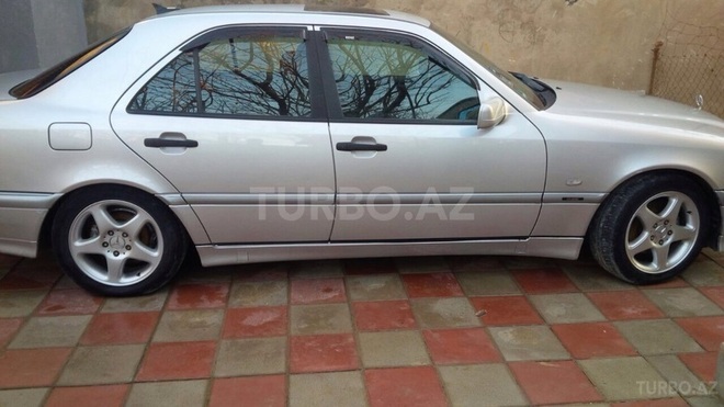 Mercedes C 220 1998, 210,000 km - 2.2 л - Bakı