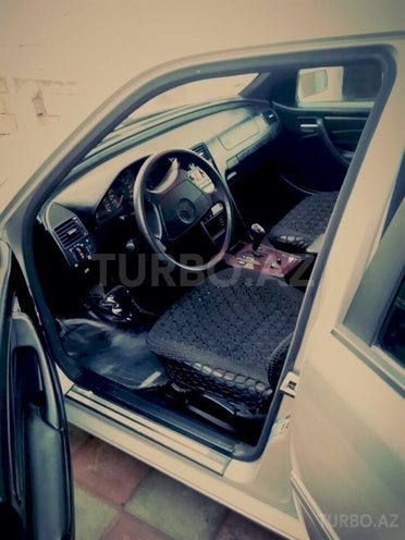 Mercedes C 220 1998, 210,000 km - 2.2 л - Bakı