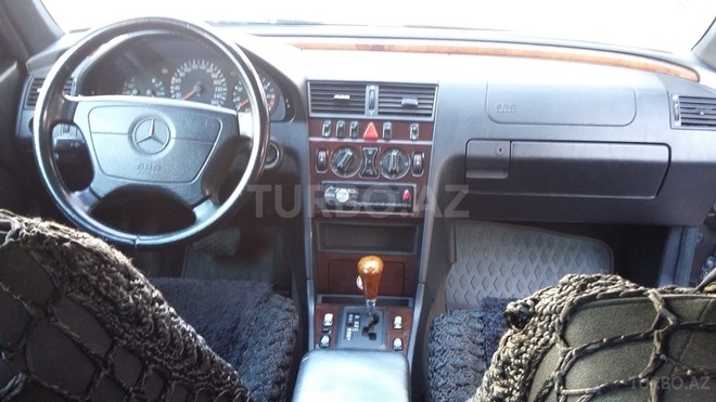 Mercedes C 230 1998, 285,000 km - 2.3 l - Bakı