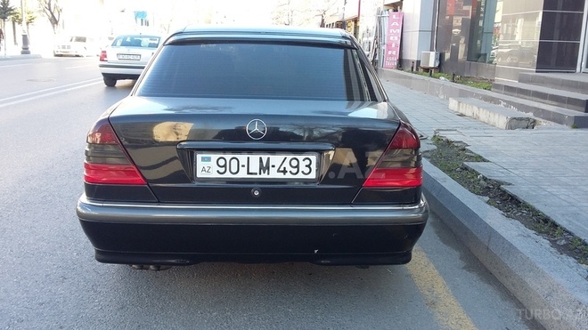 Mercedes C 230 1998, 285,000 km - 2.3 l - Bakı