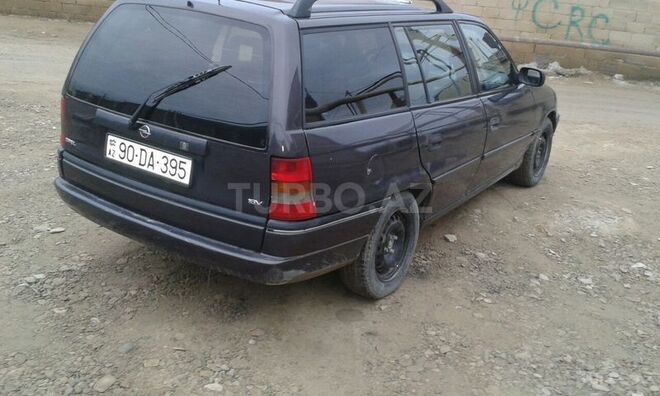 Opel Astra 1996, 280,211 km - 1.6 л - Bakı