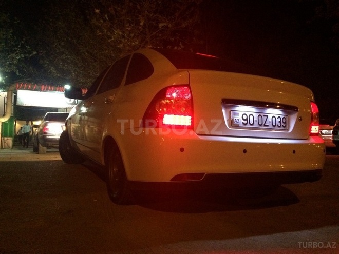 LADA (VAZ) Priora 2012, 128,400 km - 1.6 l - Bakı