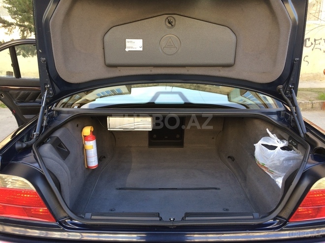 BMW 740 2000, 372,236 km - 4.4 l - Sumqayıt