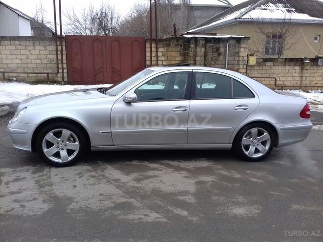 Mercedes E 240 2003, 192,000 km - 2.4 l - Bakı