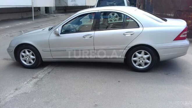 Mercedes C 200 2000, 159,000 km - 2.0 л - Bakı