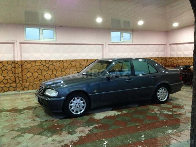 Mercedes C 220 1998, 250,000 km - 2.2 л - Bakı