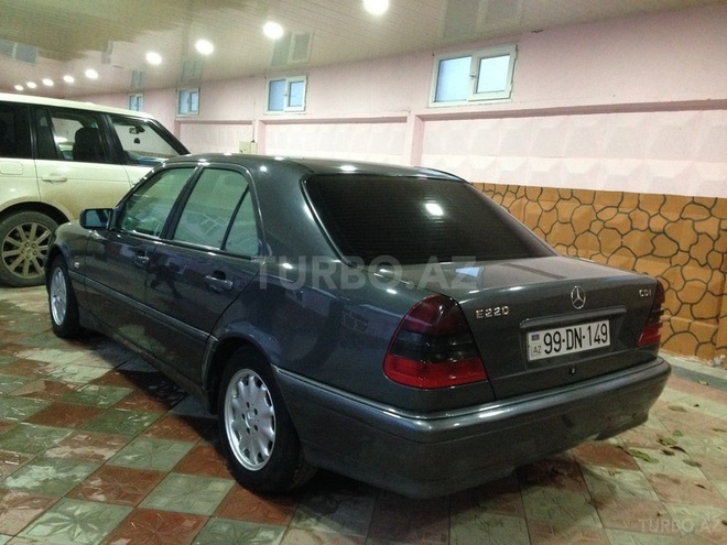 Mercedes C 220 1998, 250,000 km - 2.2 л - Bakı