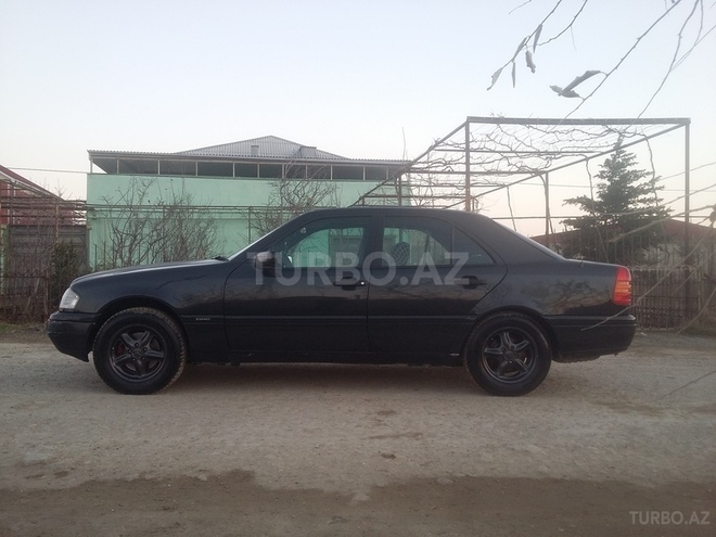 Mercedes C 220 1994, 336,000 km - 2.2 l - Bakı
