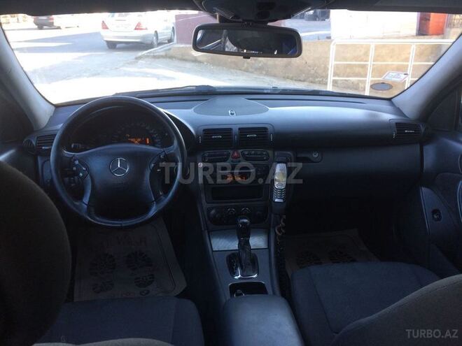 Mercedes C 240 2001, 220,000 km - 2.6 l - Bakı