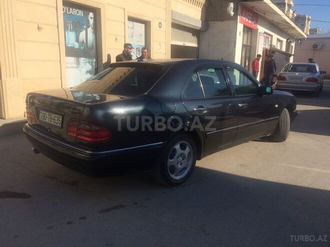 Mercedes E 200 1996, 273,000 km - 2.0 l - Bakı