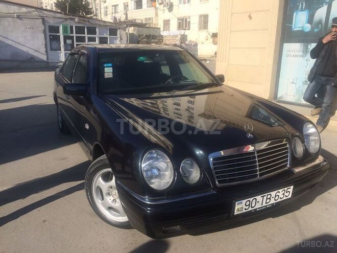 Mercedes E 200 1996, 273,000 km - 2.0 l - Bakı