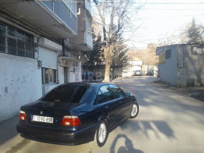 BMW 528 1997, 240,000 km - 2.8 l - Mingəçevir
