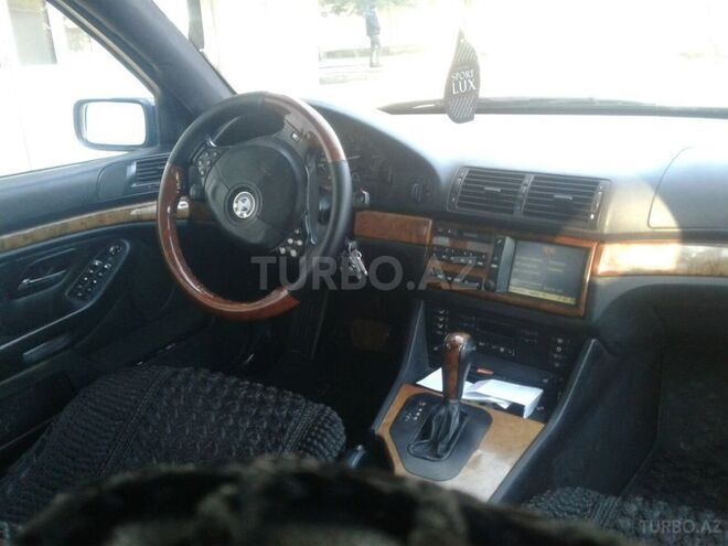 BMW 528 1997, 240,000 km - 2.8 l - Mingəçevir