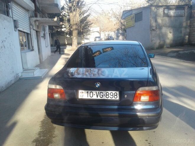 BMW 528 1997, 240,000 km - 2.8 l - Mingəçevir