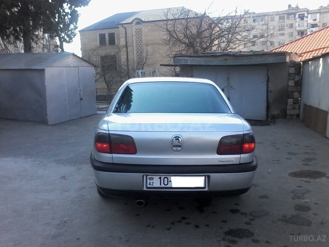 Opel Omega 1997, 225,000 km - 2.0 l - Bakı