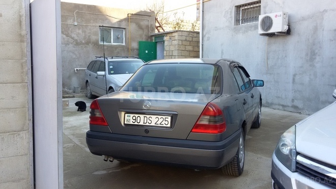 Mercedes C 200 1994, 390,000 km - 2.0 l - Bakı