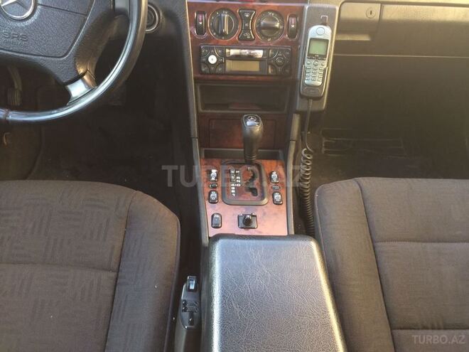 Mercedes C 250 1999, 350,000 km - 2.5 l - Bakı