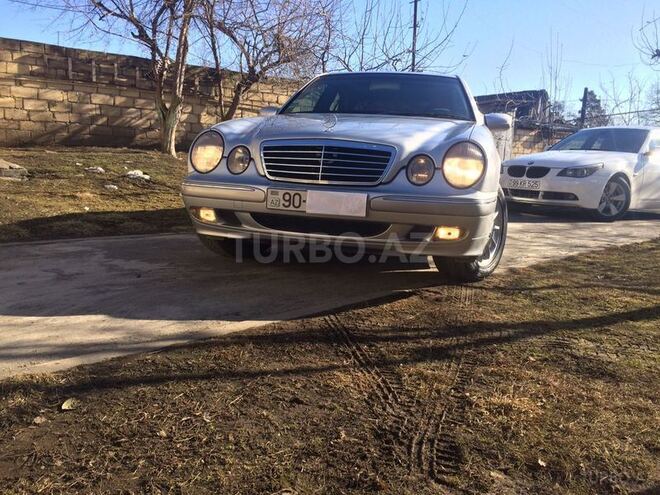 Mercedes E 200 2000, 256,000 km - 2.0 l - Oğuz