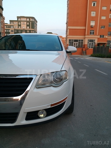 Volkswagen Passat 2006, 275,000 km - 2.0 l - Bakı
