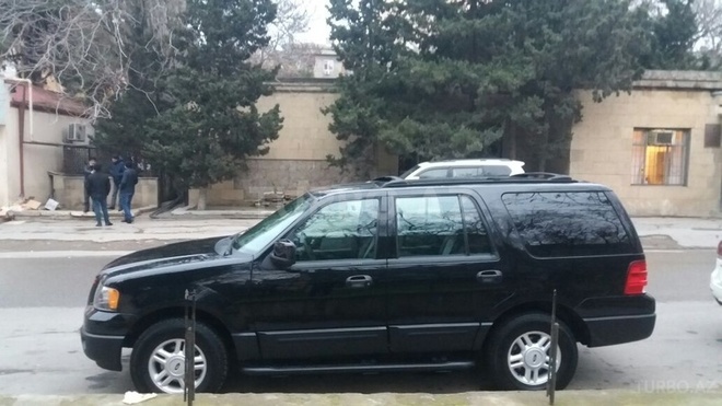 Ford  2004, 102,000 km - 5.0 l - Bakı