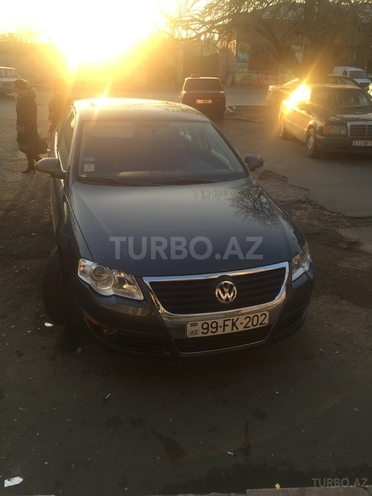 Volkswagen Passat 2009, 80,000 km - 2.0 л - Bakı