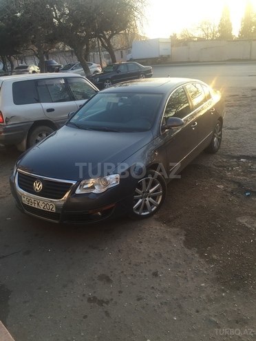 Volkswagen Passat 2009, 80,000 km - 2.0 л - Bakı