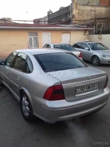 Opel Vectra 1999, 244,000 km - 2.0 l - Bakı