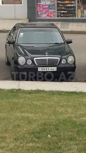 Mercedes E 220 2001, 300,000 km - 2.2 л - Bakı