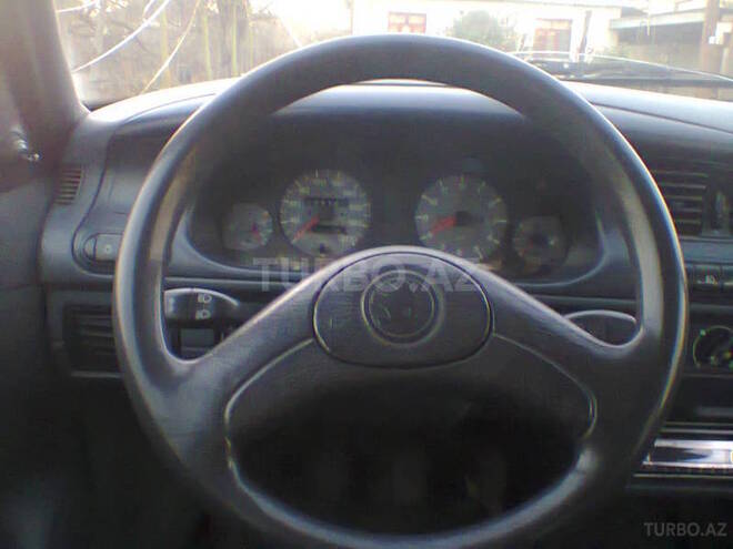 Skoda  1996, 200,000 km - 1.3 l - Bərdə