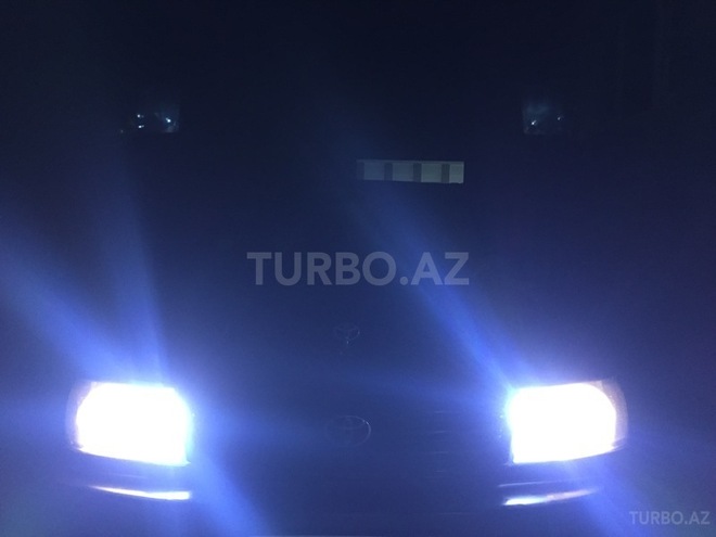 Toyota Land Cruiser 1998, 242,183 km - 4.0 l - Bakı