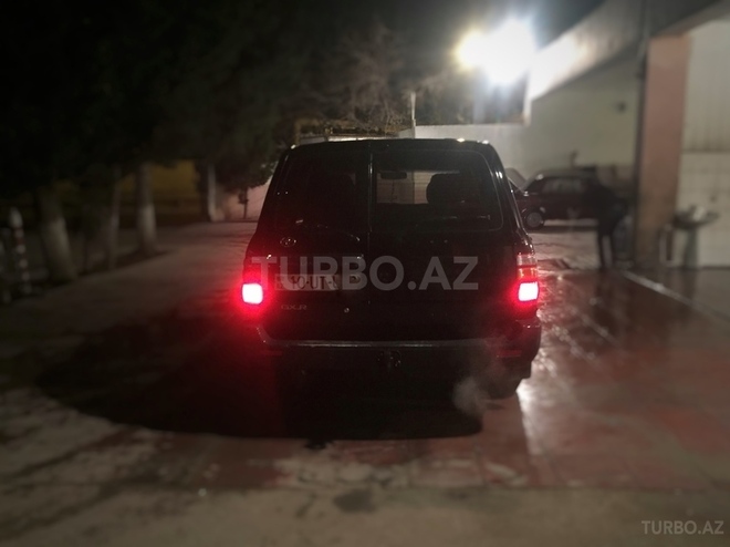 Toyota Land Cruiser 1998, 242,183 km - 4.0 l - Bakı