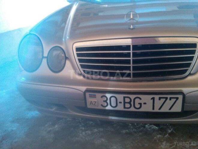 Mercedes E 270 2000, 220,000 km - 1.7 l - İmişli