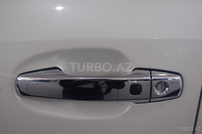 Toyota Land Cruiser 2010, 121,254 km - 4.0 l - Bakı