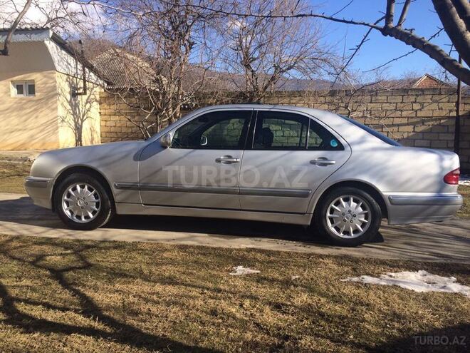Mercedes E 200 2000, 256,000 km - 2.0 l - Oğuz