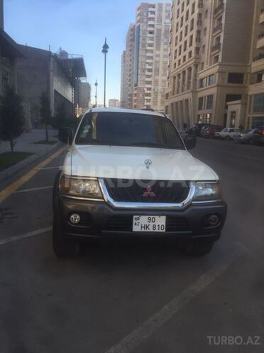 Mitsubishi Montero 2000, 200,000 km - 3.0 l - Bakı