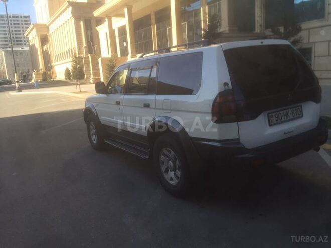 Mitsubishi Montero 2000, 200,000 km - 3.0 l - Bakı