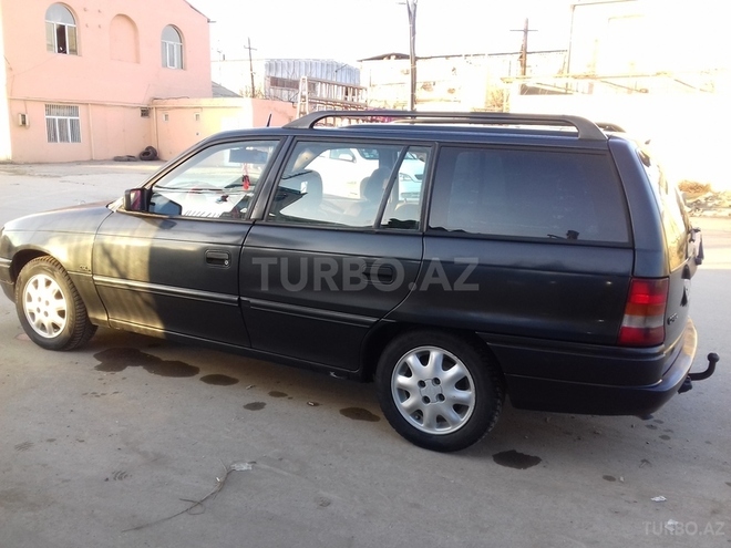 Opel Astra 1994, 298,050 km - 1.6 l - Bakı