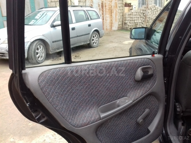 Opel Astra 1994, 298,050 km - 1.6 l - Bakı