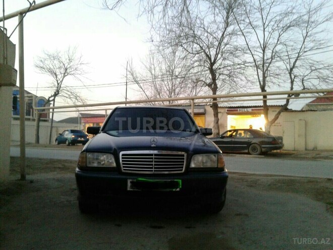 Mercedes C 220 1999, 380,000 km - 2.2 l - Bakı