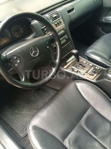 Mercedes E 280 2000, 221,107 km - 2.8 l - Bakı