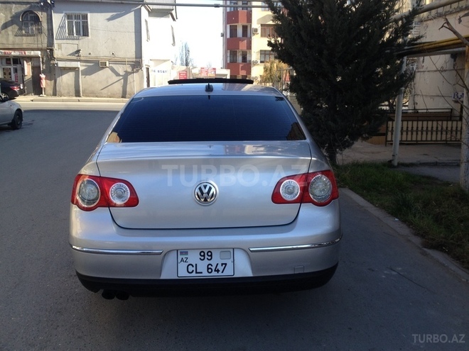Volkswagen Passat 2005, 290,850 km - 2.0 l - Bakı