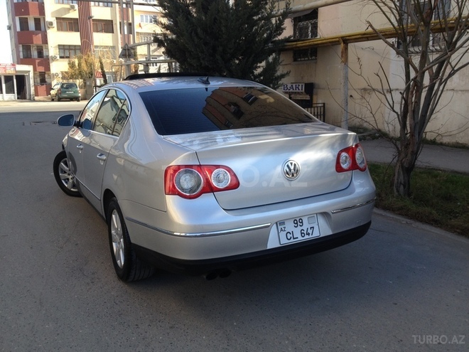 Volkswagen Passat 2005, 290,850 km - 2.0 l - Bakı