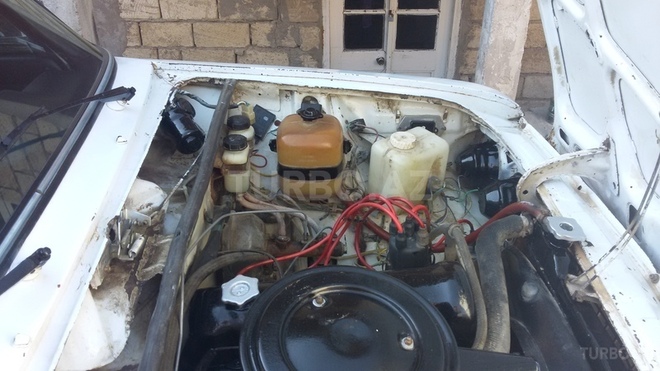 LADA (VAZ) 2106 1983, 185,000 km - 1.3 l - Bakı
