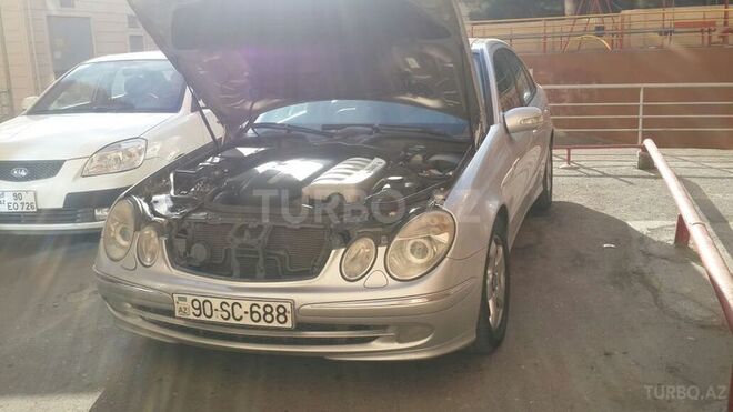 Mercedes E 270 2002, 193,000 km - 2.7 l - Bakı