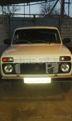LADA (VAZ) Niva 1984, 120,000 km - 1.6 l - Salyan