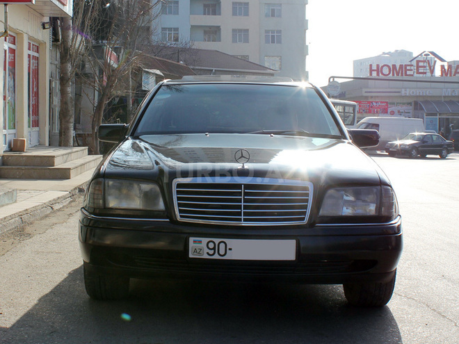 Mercedes C 200 1995, 300,000 km - 2.0 l - Bakı