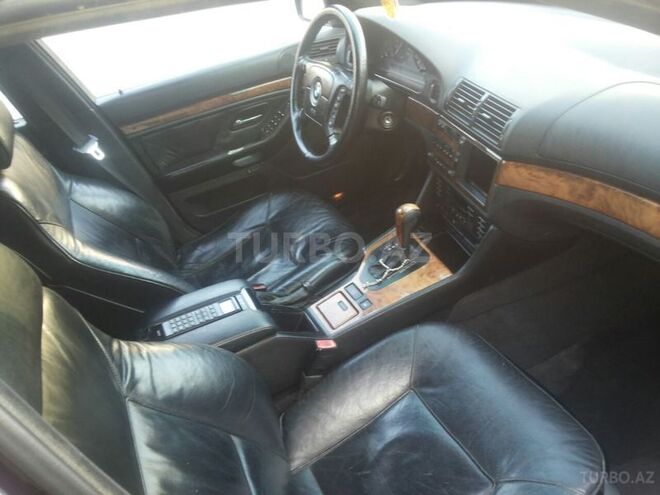 BMW 528 1998, 280,000 km - 2.8 л - Bakı