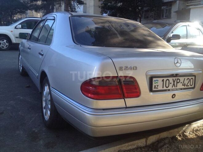 Mercedes E 240 1998, 326,000 km - 2.4 л - Bakı