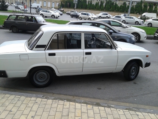LADA (VAZ) 2107 2009, 61,000 km - 1.6 л - Bakı