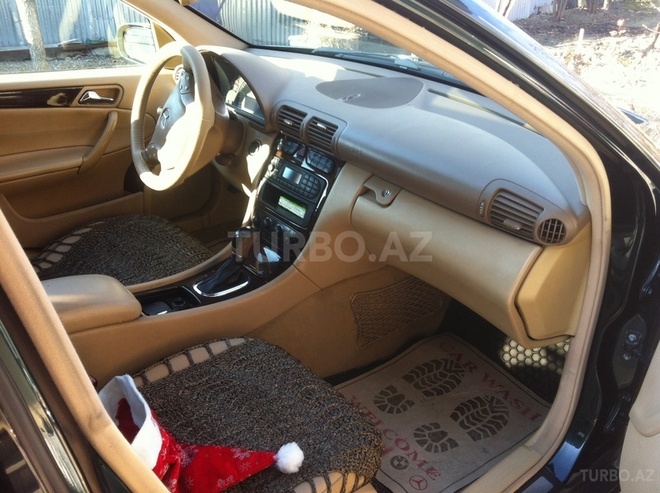 Mercedes C 240 2002, 202,000 km - 2.6 l - Mingəçevir